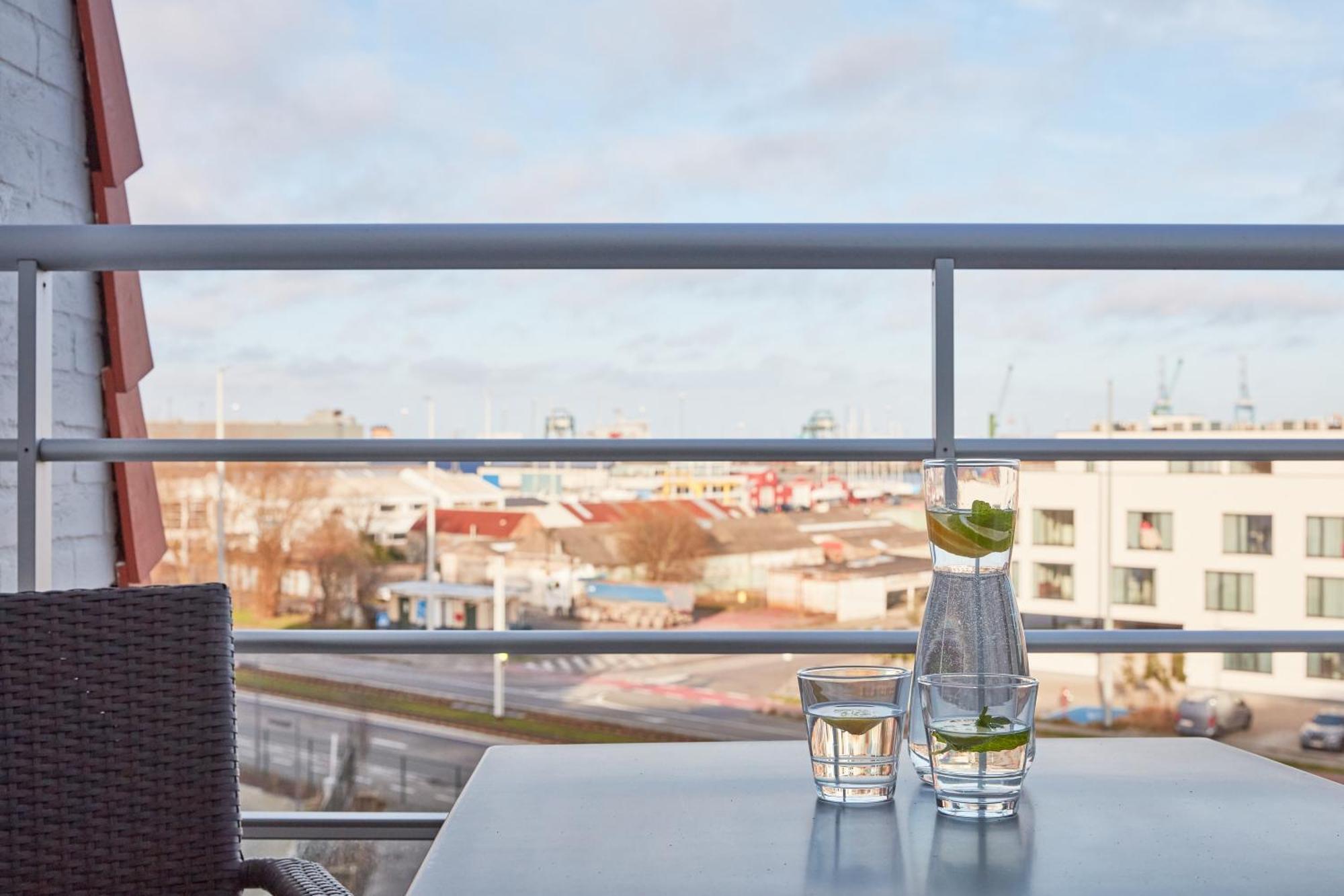 Holiday Suites Zeebrugge Exterior foto