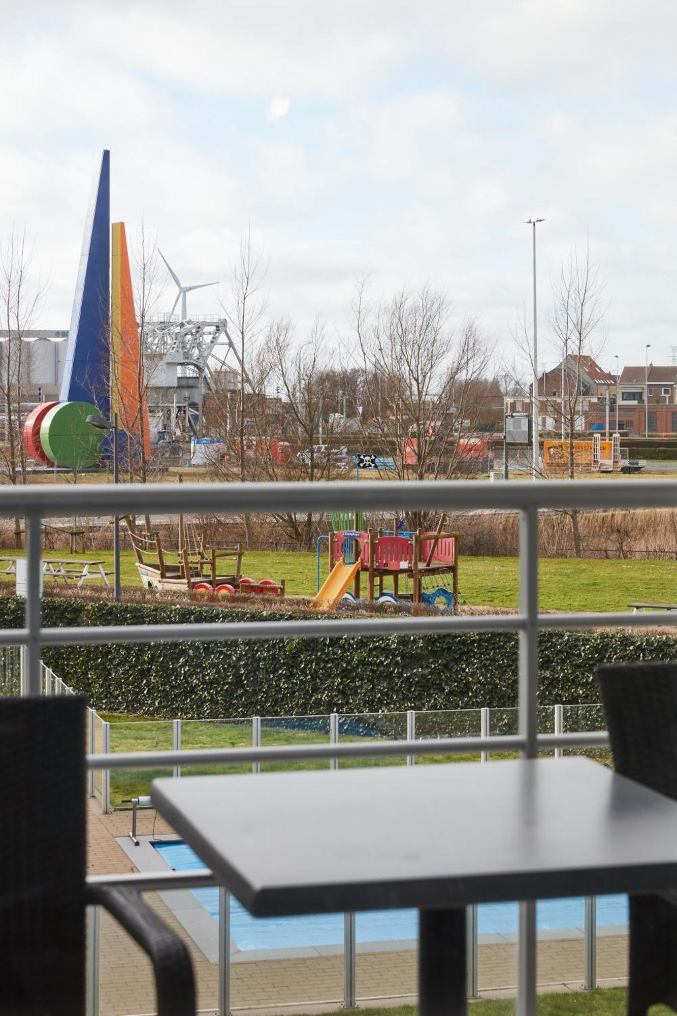 Holiday Suites Zeebrugge Exterior foto